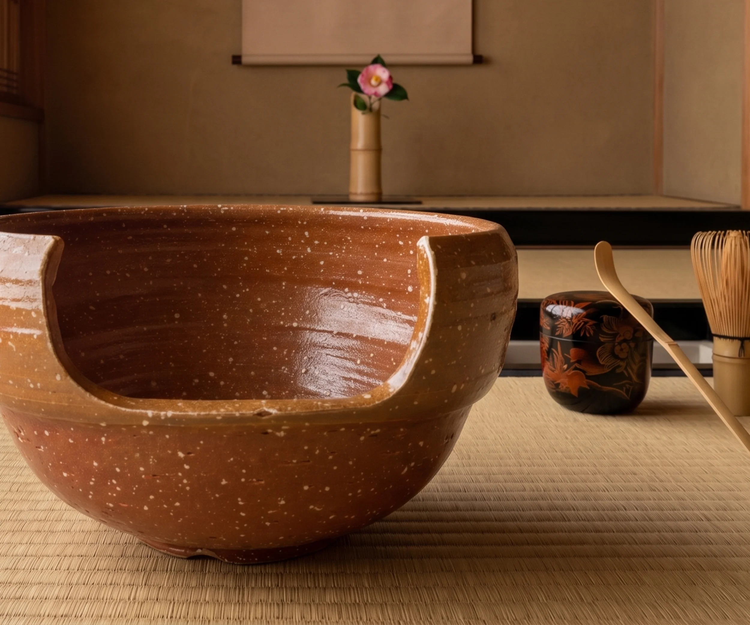 夏の茶事用の土風炉と棗
